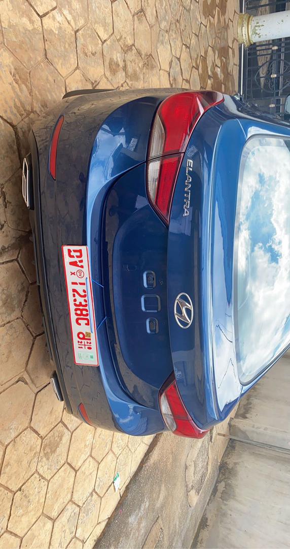 2016 Hyundai Elantra Basic