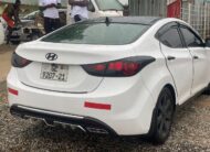 2012 Hyundai Elantra full Option