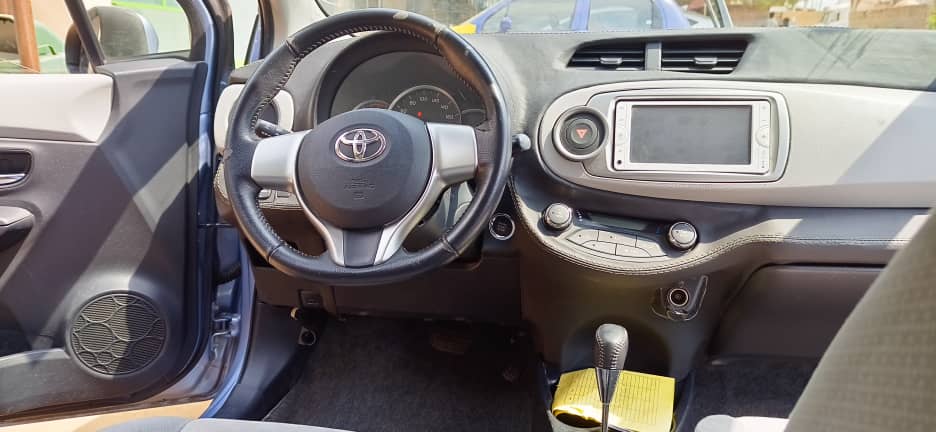 2012 Toyota Vitz