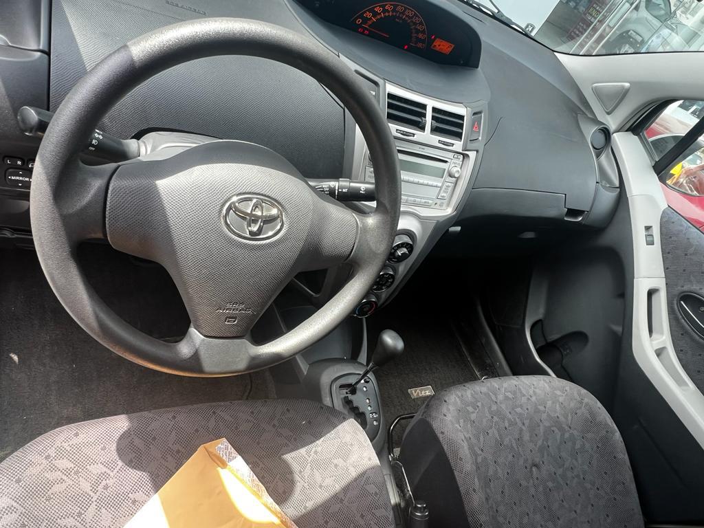 2010 Toyota Vitz